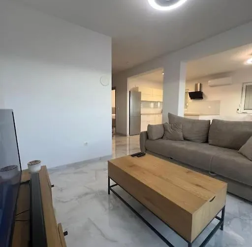 Apartment Luxury Penthouse In Makarska, Croatia