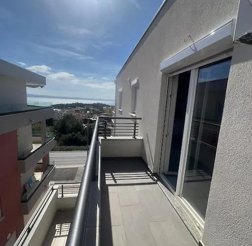 Luxury Penthouse In Makarska, Croatia Apartment