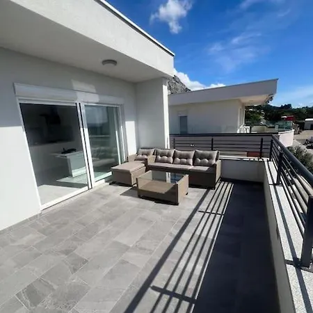 Apartamento Luxury Penthouse In Makarska, Croatia