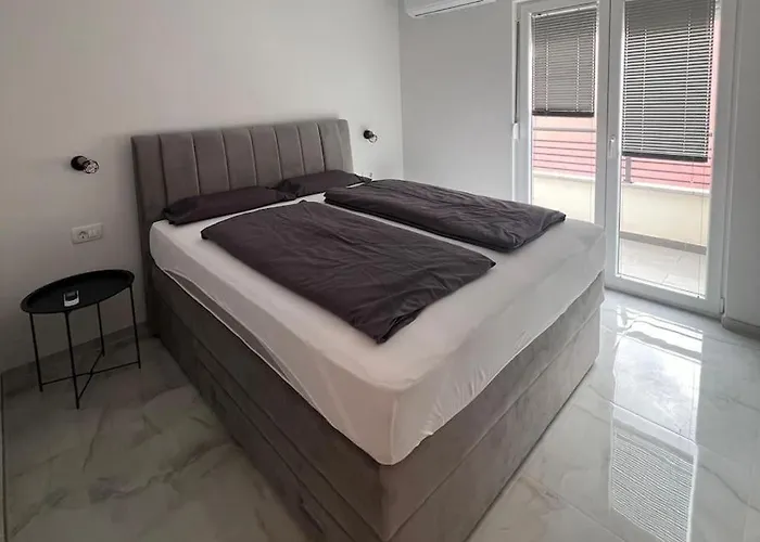 Luxury Penthouse In Makarska, Croatia Apartment *