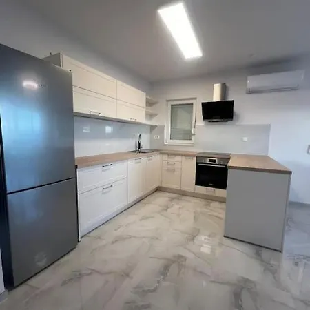 Lägenhet Luxury Penthouse In Makarska, Croatia *