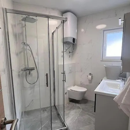 Luxury Penthouse In Makarska, Croatia Lägenhet *