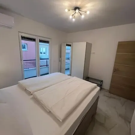 Lägenhet Luxury Penthouse In Makarska, Croatia *