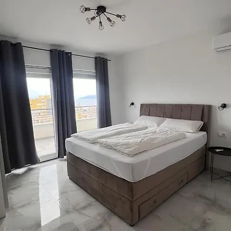 Lägenhet Luxury Penthouse In Makarska, Croatia *